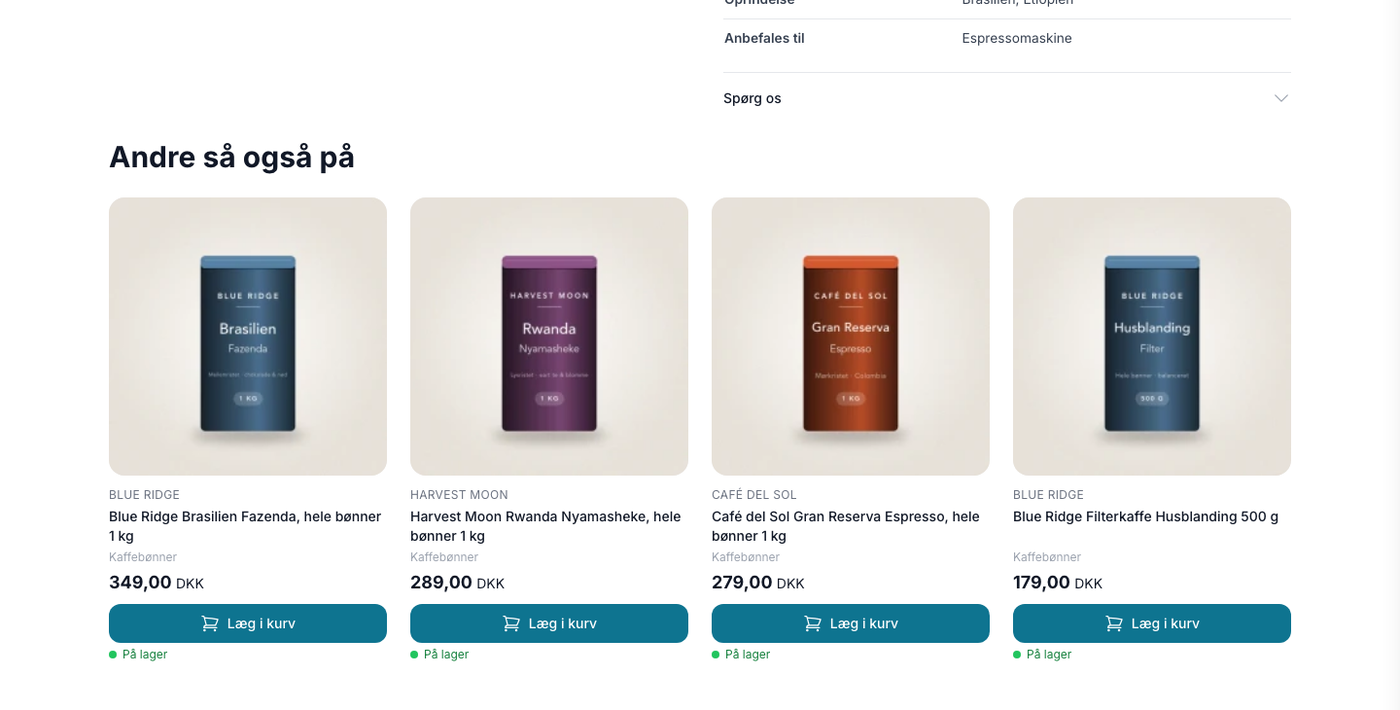 Anbefalingsboksen "Andre s&aring; ogs&aring; p&aring;" under et produkt i en webshop, med fire kaffeprodukter