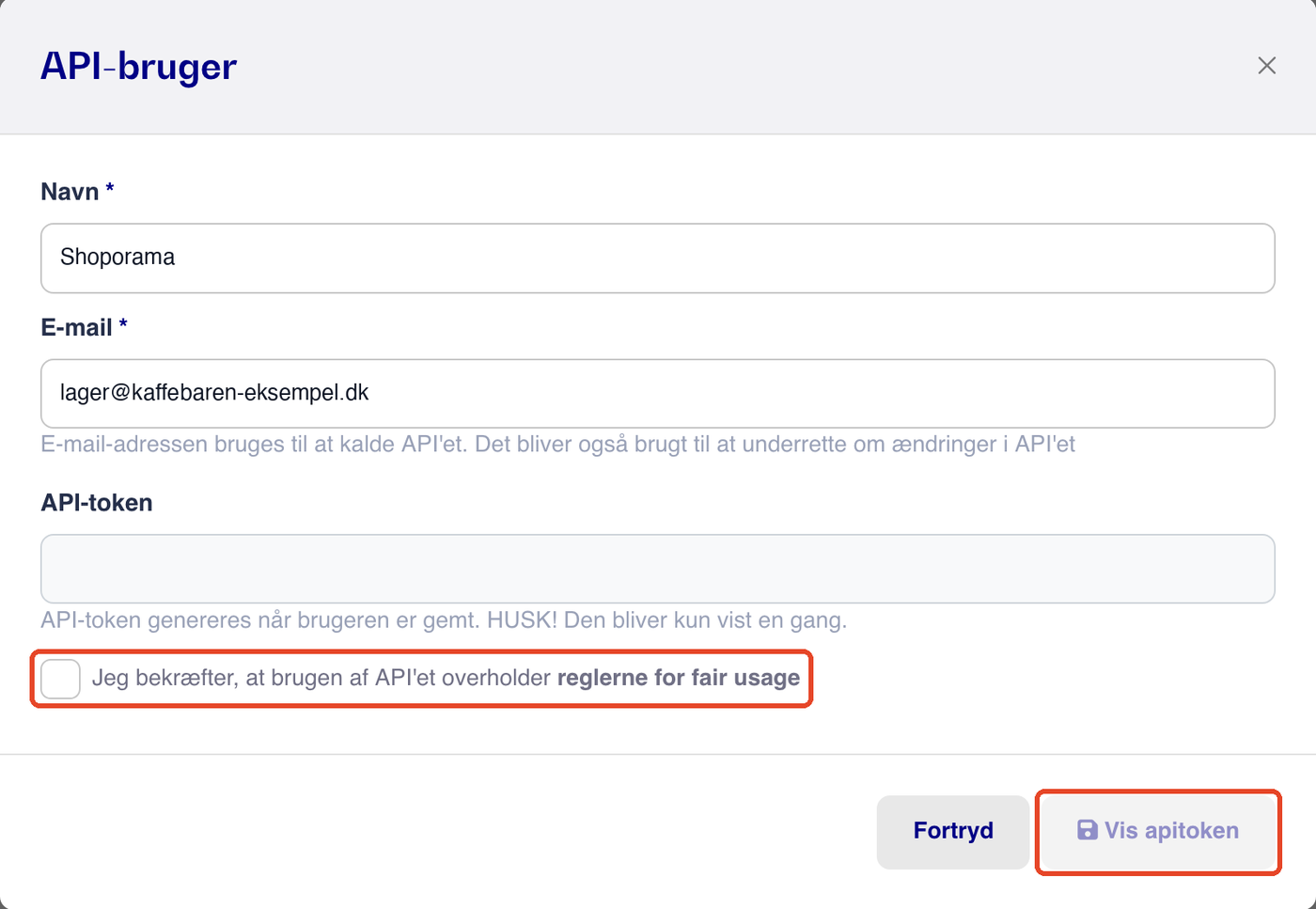 Dialogen API-bruger i Customers 1st med felterne Navn (Shoporama), E-mail (udfyldt med en e-mailadresse) og API-token, der er tomt med teksten API-token genereres når brugeren er gemt. HUSK! Den bliver kun vist en gang. Fluebenet Jeg bekræfter, at brugen af API'et overholder reglerne for fair usage og knappen Vis apitoken er markeret.