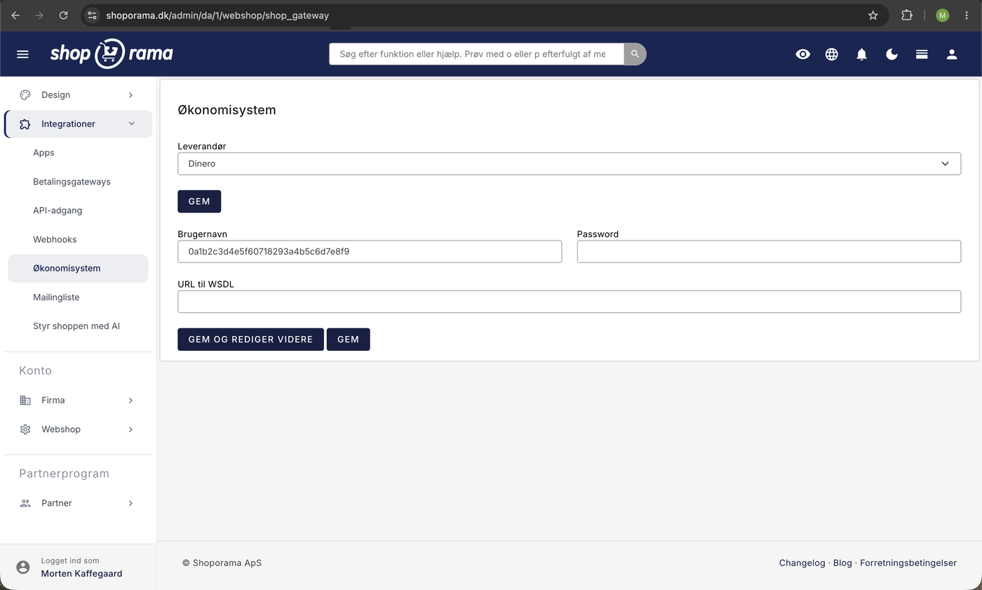 Leverandør-dropdownen på Økonomisystem-siden i Shoporama sat til Dinero, med felter til brugernavn og password nedenunder