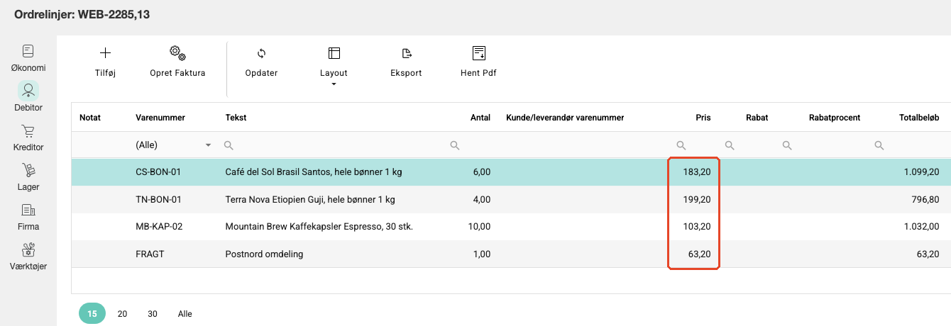 Ordrelinjer for en erhvervsordre i Uniconta med tre varer og en fragtlinje. Kolonnen Pris er markeret og viser priser uden moms, fx 183,20 for kaffebønner, der koster 229,00 inklusive moms i webshoppen.